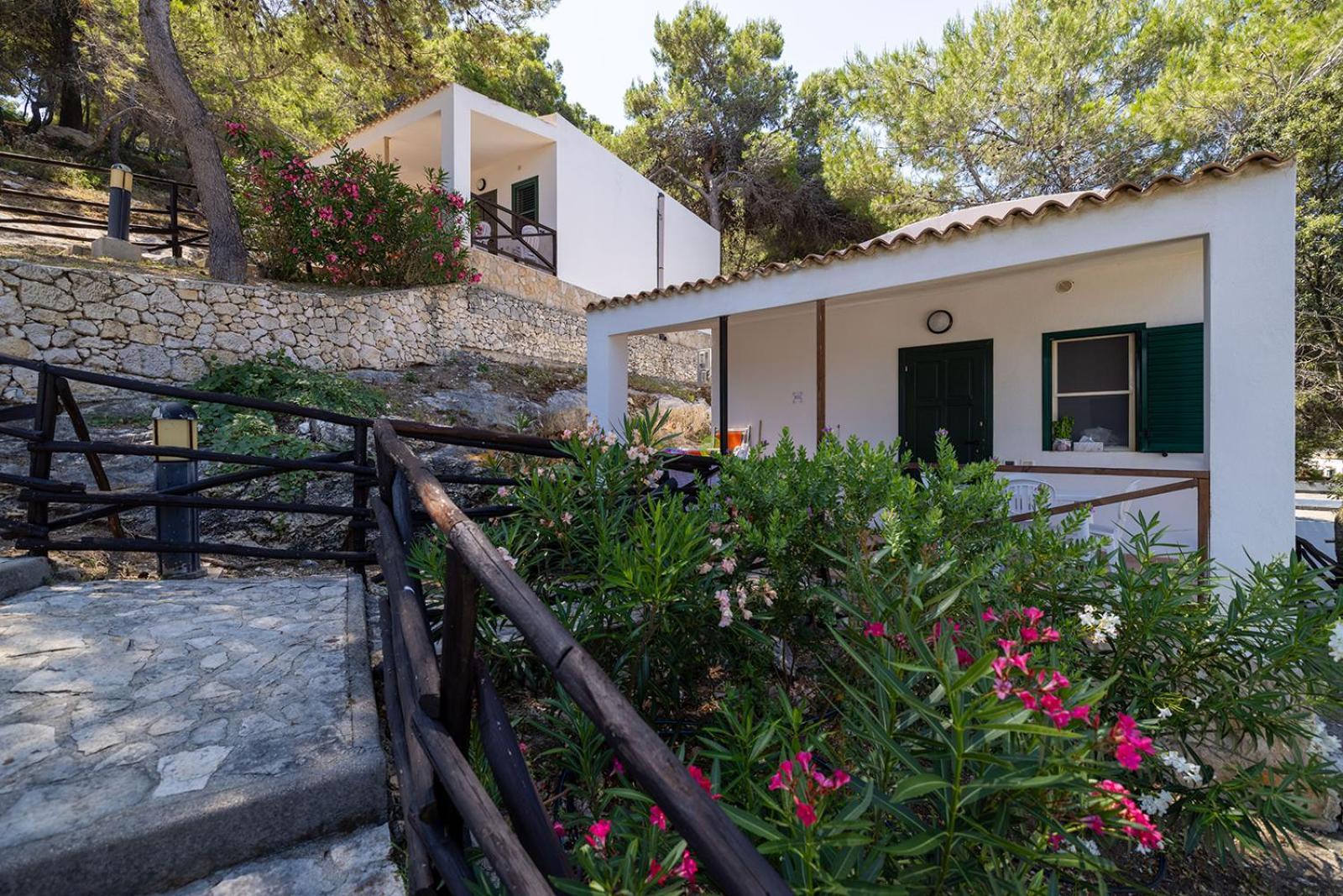 Crovatico Club Vacanze Vieste Exteriör bild