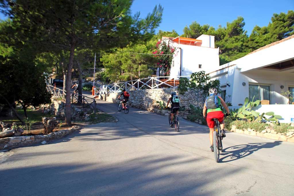Crovatico Club Vacanze Vieste Exteriör bild